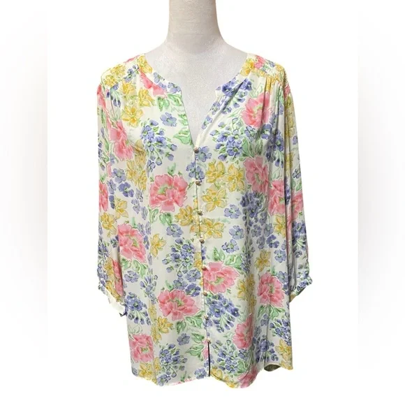 NWT Rose + Olive Plus Size Floral Women's Tunic - Picture 1 of 6